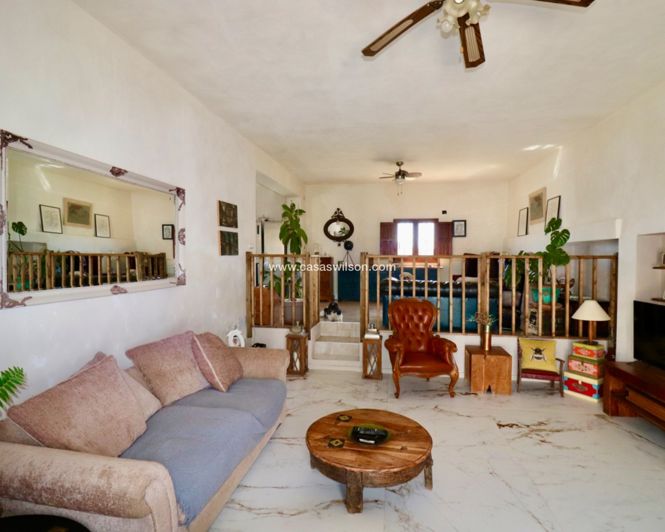 Image No.4-Propriété de 3 chambres à vendre à Dolores