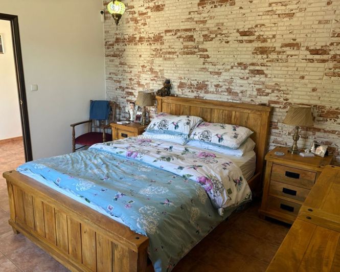 Image No.12-5 Bed Villa for sale