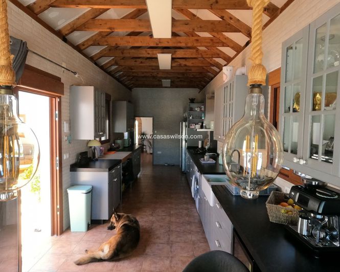 Image No.14-5 Bed Villa for sale