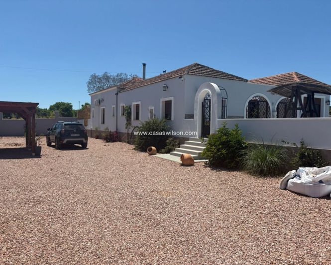 Image No.3-5 Bed Villa for sale