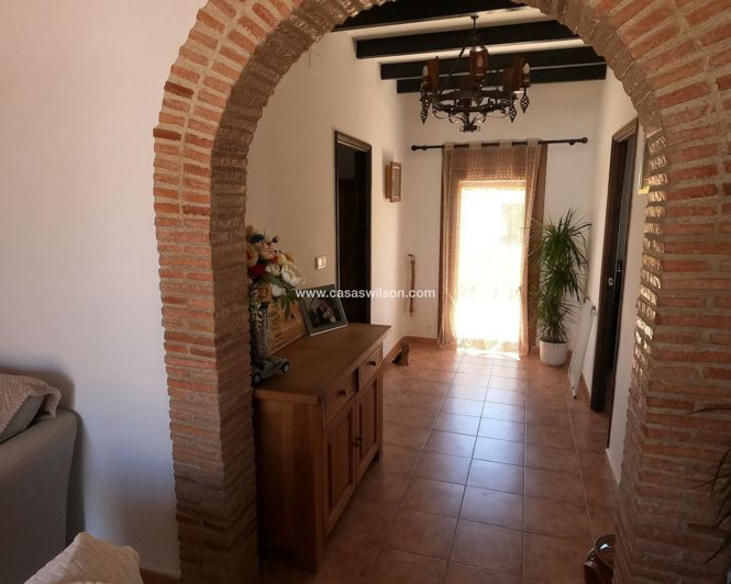 Image No.33-5 Bed Villa for sale