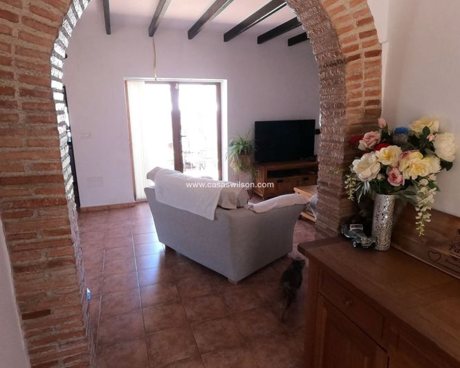 Image No.34-5 Bed Villa for sale