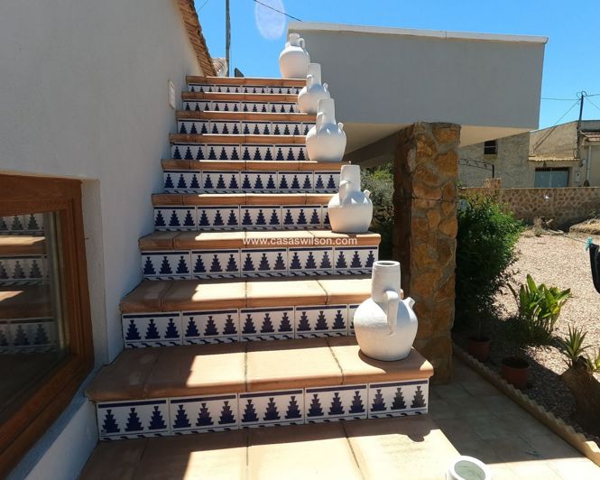 Image No.37-5 Bed Villa for sale