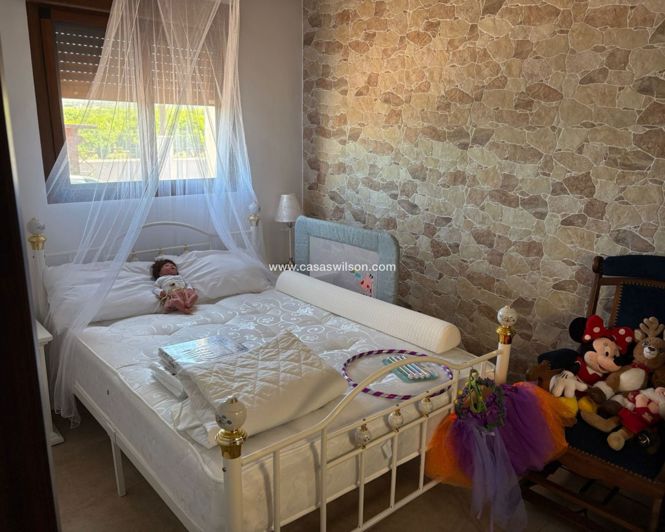 Image No.8-5 Bed Villa for sale