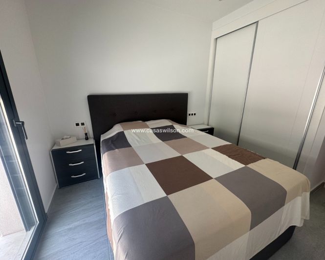 Image No.21-5 Bed Villa for sale