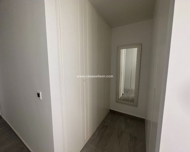 Image No.32-5 Bed Villa for sale