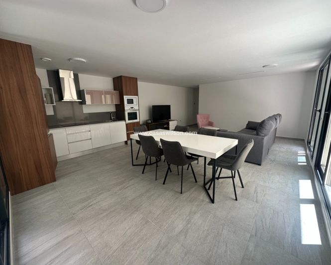 Image No.34-5 Bed Villa for sale