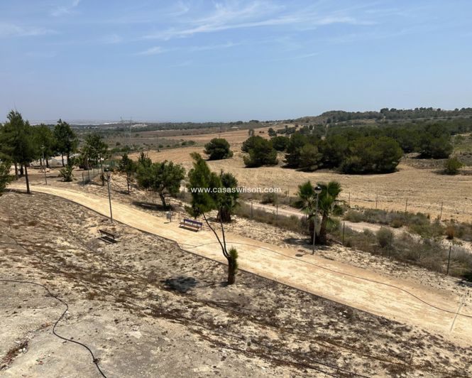 Image No.6-5 Bed Villa for sale