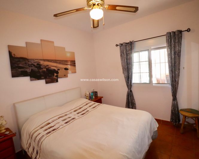 Image No.11-Propriété de 5 chambres à vendre à Catral