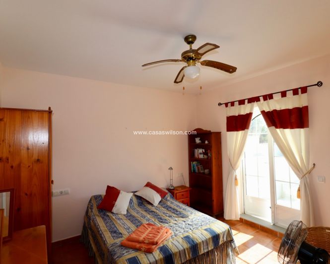 Image No.18-Propriété de 5 chambres à vendre à Catral