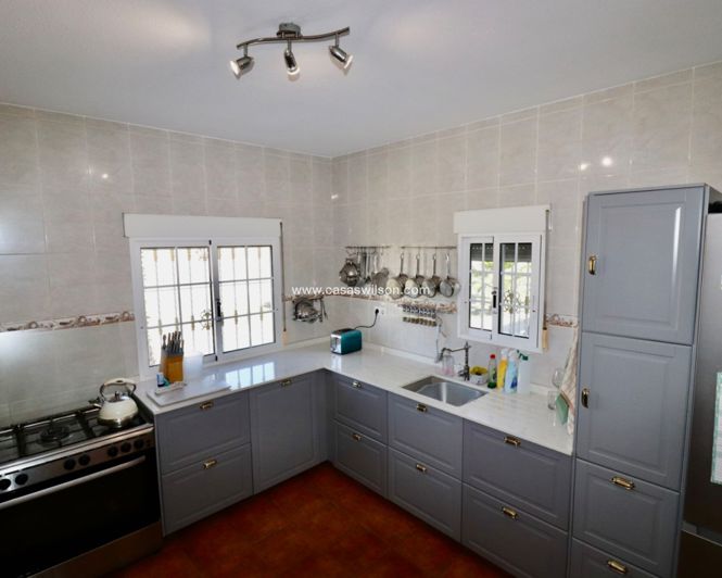 Image No.8-Propriété de 5 chambres à vendre à Catral