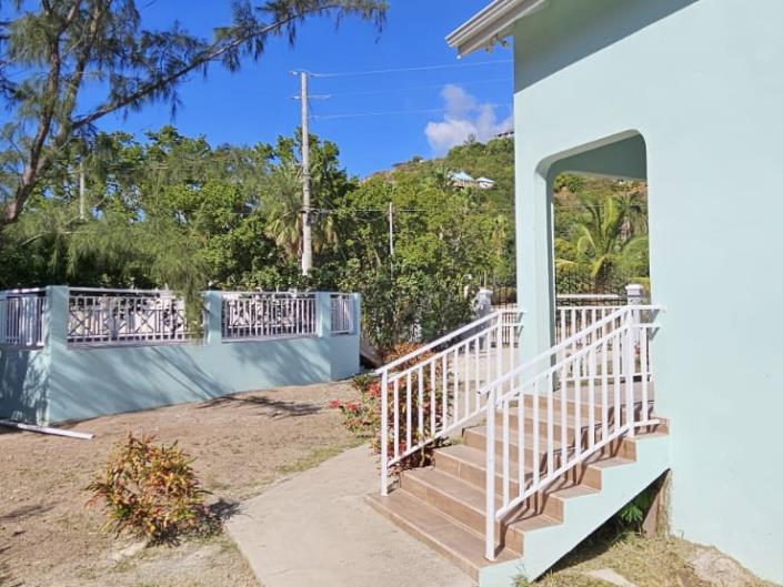 Image No.8-3 Bed Villa for sale