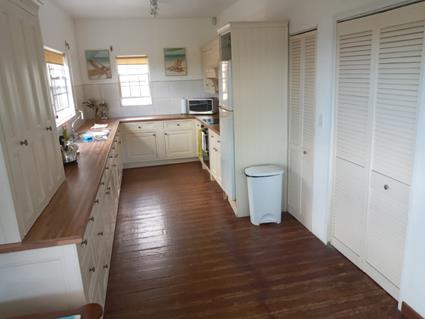 Image No.10-6 Bed Villa for sale