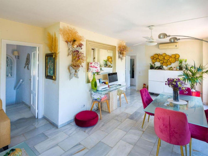 Image No.4-4 Bed Villa for sale