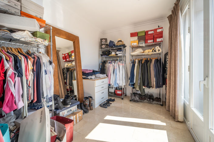 Image No.12-4 Bed Villa for sale