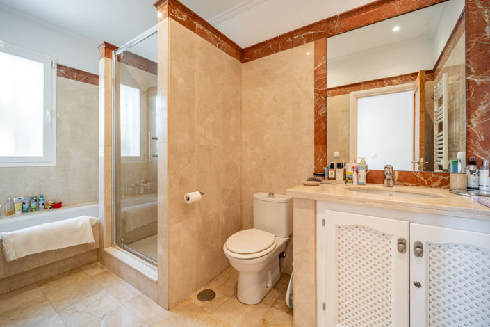 Image No.21-4 Bed Villa for sale