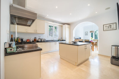 6-241328e1bcc9c0d8ce1222beb6c967a8