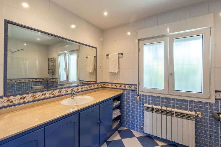 Image No.33-3 Bed Villa for sale