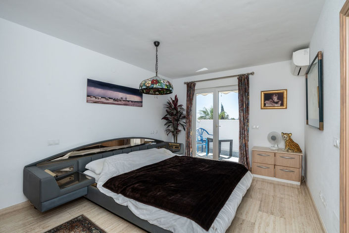 Image No.40-3 Bed Villa for sale