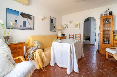 12-53013098fcab6c38b1379cd33298e050