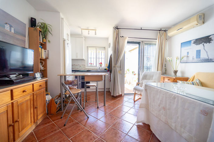 Image No.34-2 Bed Townhouse for sale