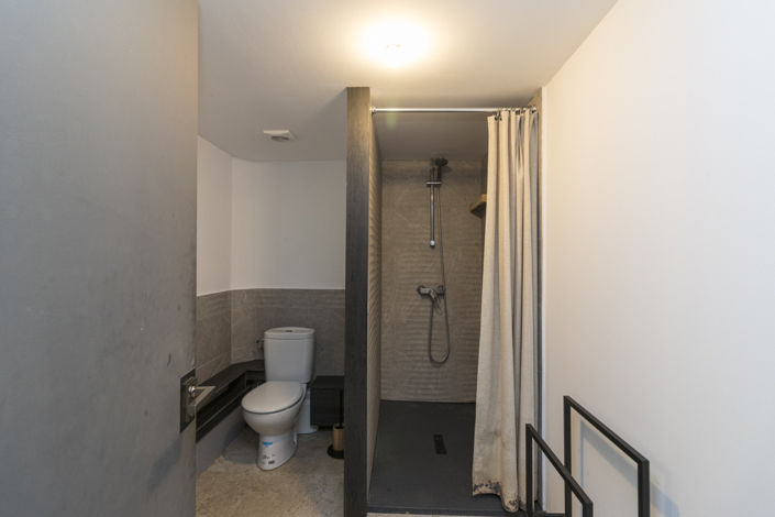 Image No.21-9 Bed Villa for sale