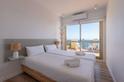 13-5fd73dea700db77384c091ca9818b1a9