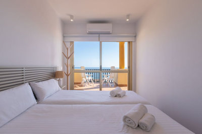 14-d70dc3102c00d7be0e872dfe1c1f86d7