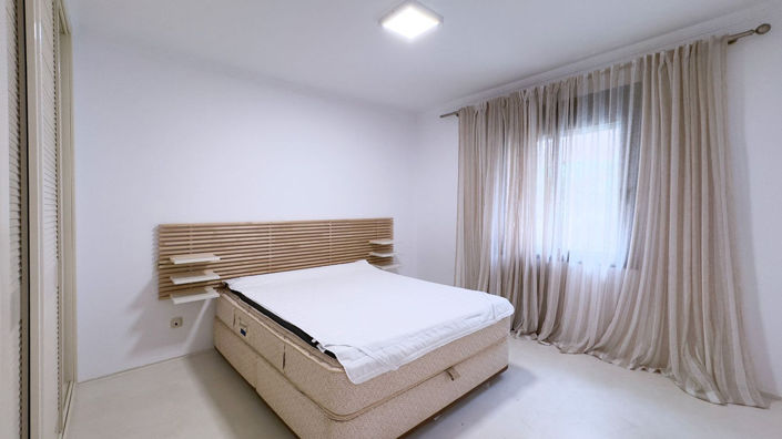 Image No.17-2 Bed Apartment for sale