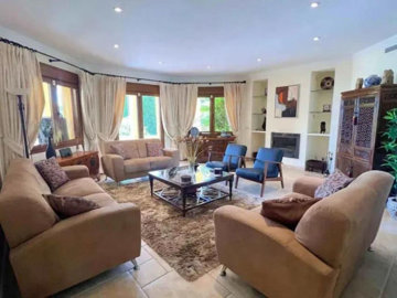 4-c23c0f86247804fa50226aecd8b0b2c8