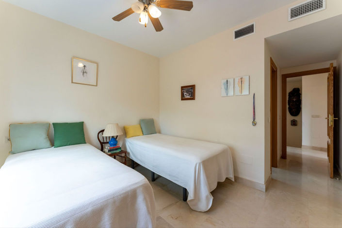 Image No.26-3 Bed Villa for sale