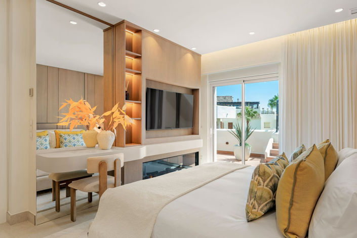 Image No.15-3 Bed Apartment for sale