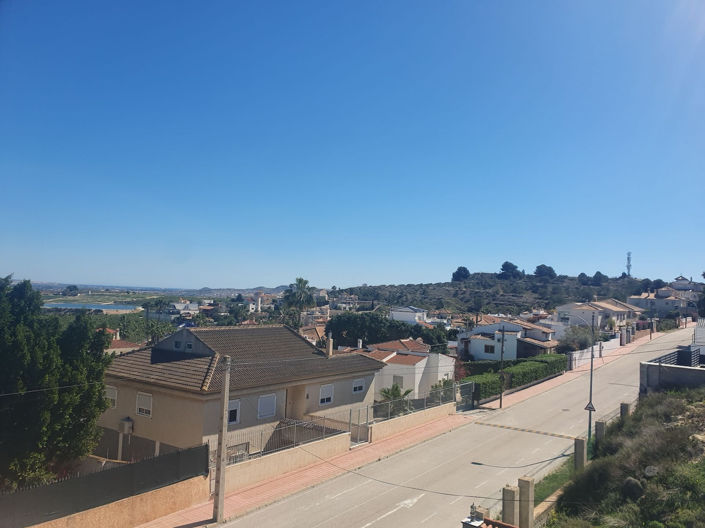 Image No.32-4 Bed Villa for sale