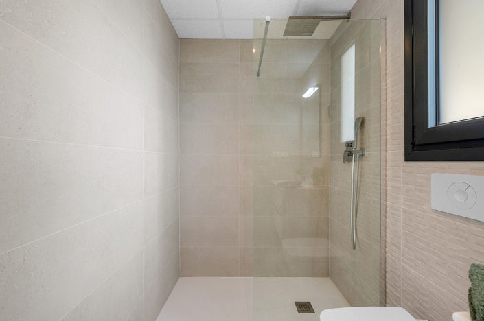 Image No.23-2 Bed Apartment for sale