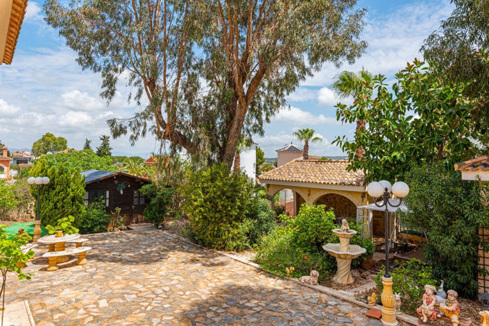 Image No.12-4 Bed Villa for sale