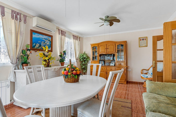 Image No.32-4 Bed Villa for sale