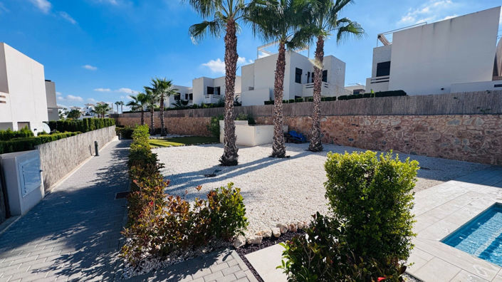 Image No.24-2 Bed Apartment for sale