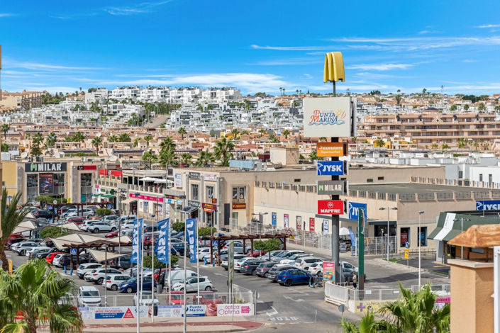 Image No.17-3 Bed Apartment for sale