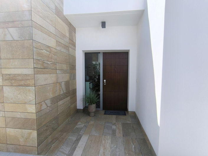 Image No.8-3 Bed Villa for sale