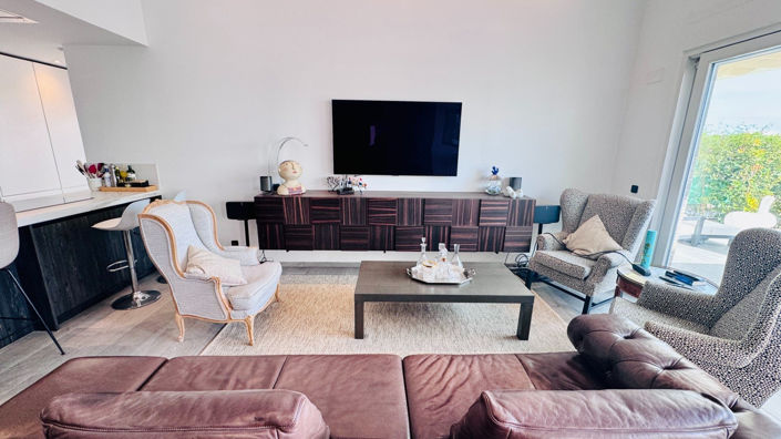 Image No.6-2 Bed Villa for sale