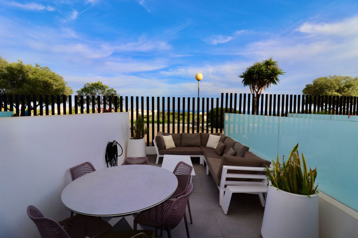 Image No.21-3 Bed Apartment for sale