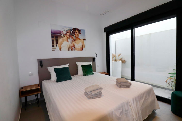 Image No.6-3 Bed Apartment for sale