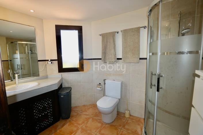 Image No.19-3 Bed Villa for sale