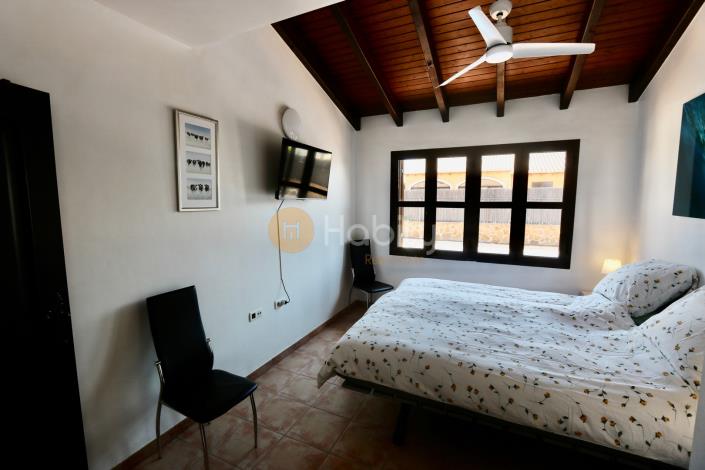 Image No.18-3 Bed Villa for sale