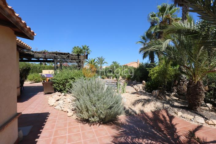 Image No.30-3 Bed Semi-Detached for sale