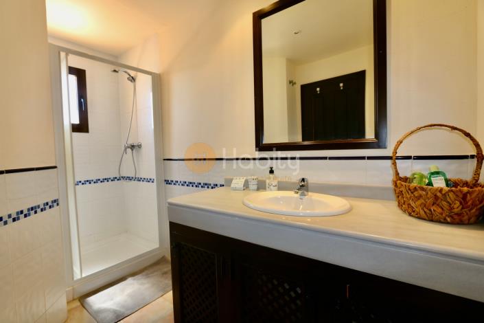 Image No.25-3 Bed Semi-Detached for sale