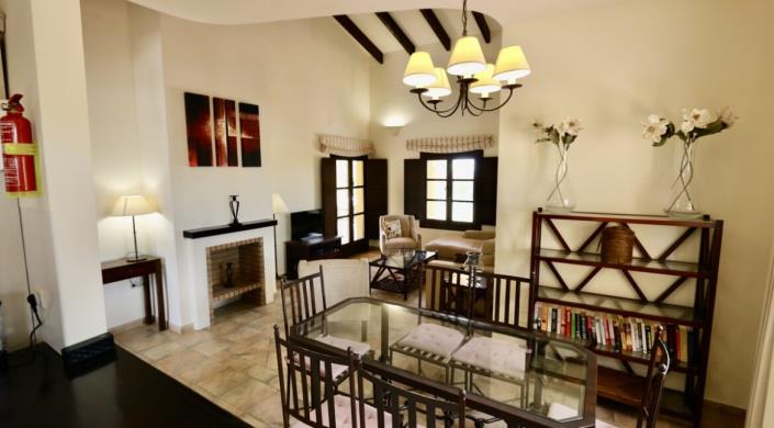 Image No.6-3 Bed Villa / Detached for sale