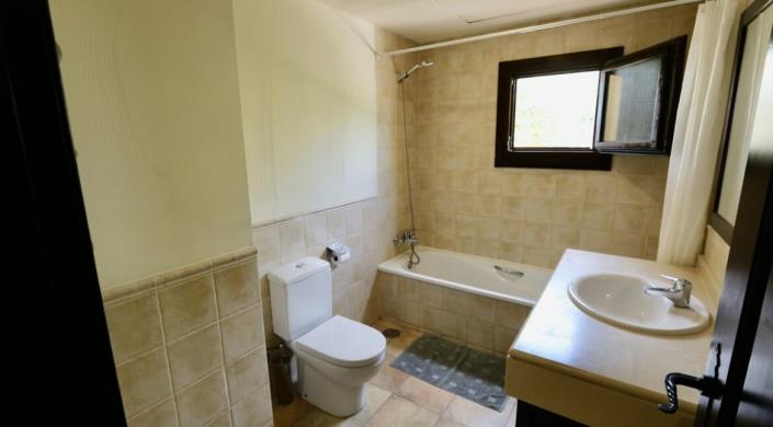 Image No.13-3 Bed Villa / Detached for sale