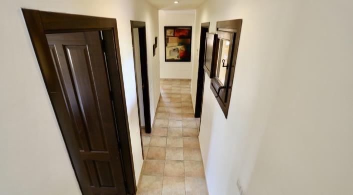 Image No.10-3 Bed Villa / Detached for sale