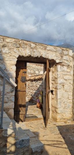 Image No.7-4 Bed House for sale